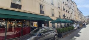 parasol vert identique store banne café lignac avec bavette (5)